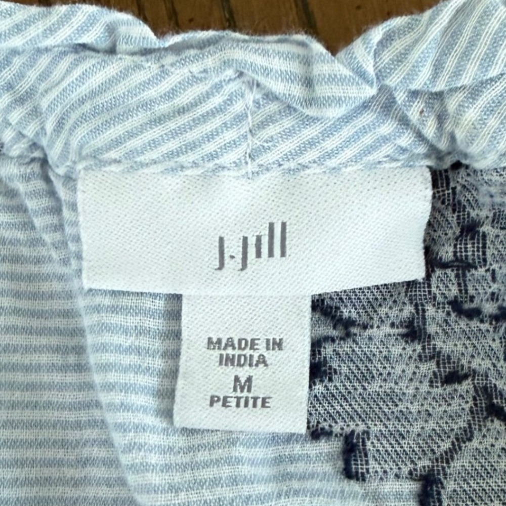 J. Jill Ruffled Neckline Top Blue Stripe Floral Embroidery 100% Cotton MP Petite - Picture 6 of 10